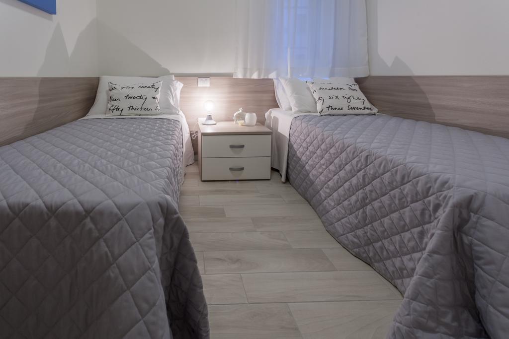 Residence Vivaldi Бибионе Екстериор снимка