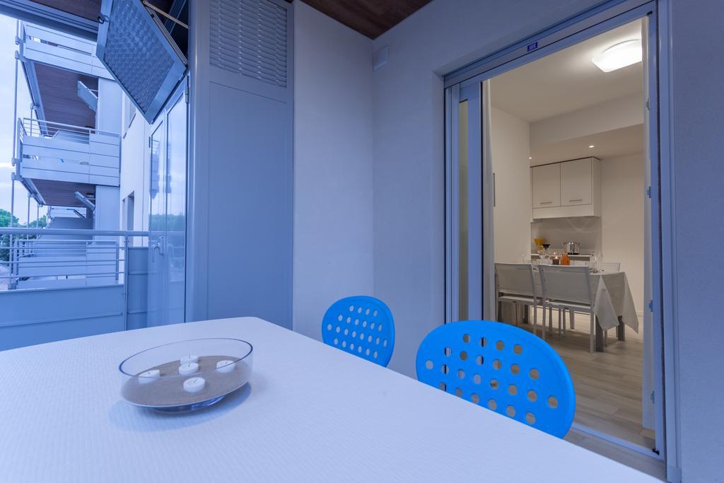 Residence Vivaldi Бибионе Екстериор снимка